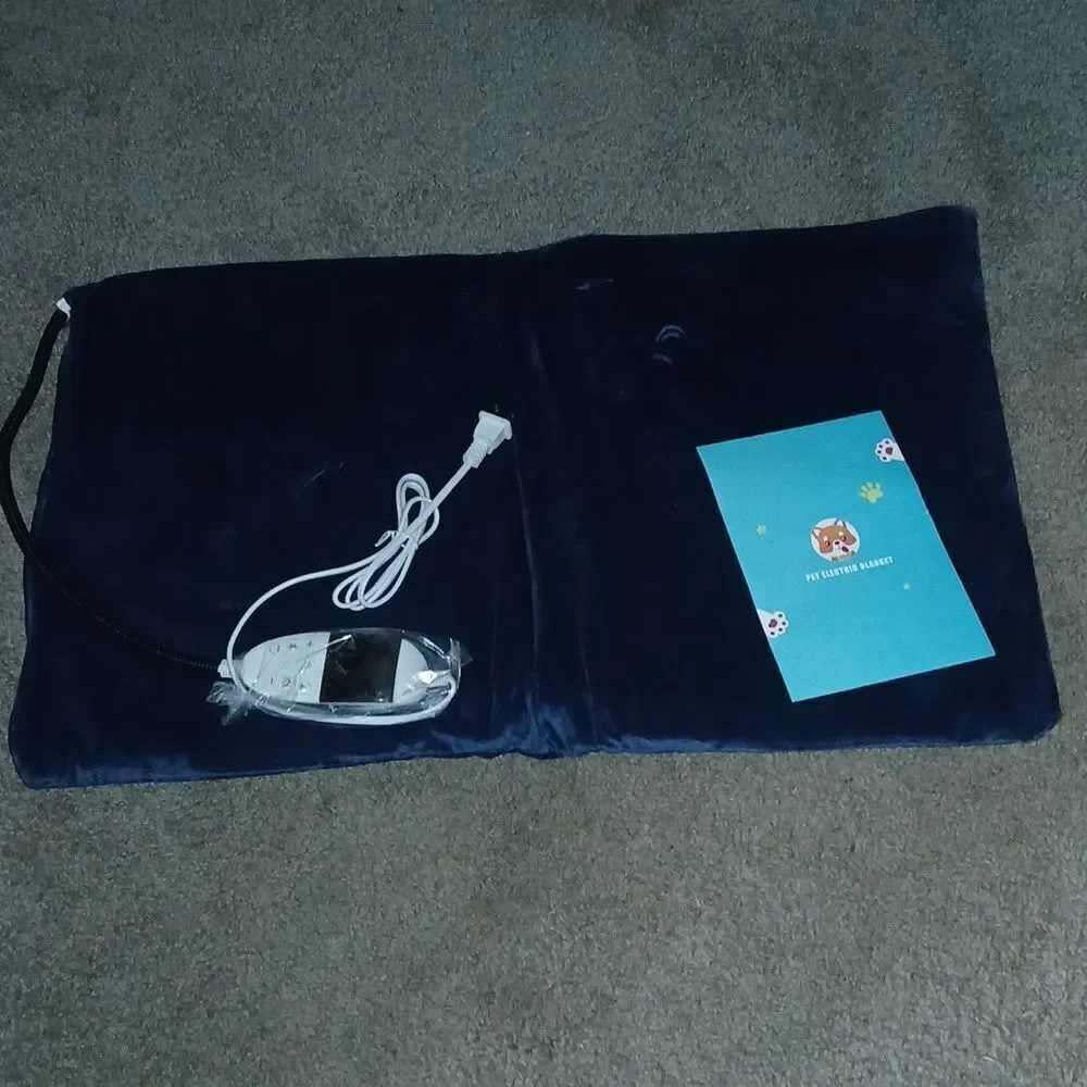Pet Electric Pas Mat Blanket   Soft Removeable Cover  Measures 18